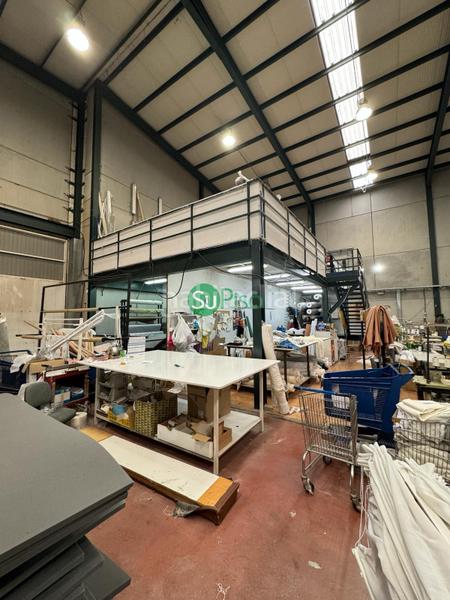 Foto ec3670fa-c581-416d-9345-c05a75acc235. Bâtiment à usage industriel dans n/a dans Estación-Cruz Roja Illescas