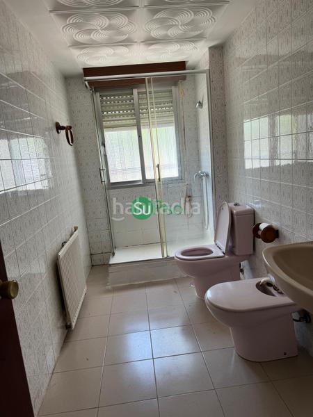 Foto 37437285-9213-4785-9177-d8bc6b76b320. Casa adossada a n/a 10 a Yeles