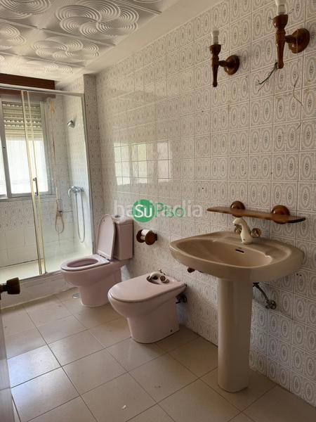 Foto 3acfd476-05be-41ea-885b-234db5523209. Casa adossada a n/a 10 a Yeles