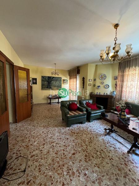 Foto 4a77f463-c668-42f8-a06a-ac12cb3794c4. Casa adossada a n/a 10 a Yeles