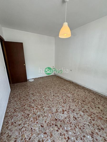 Foto 4d706ff1-a9b6-4b41-80cd-7ea6194675bf. Casa adossada a n/a 10 a Yeles
