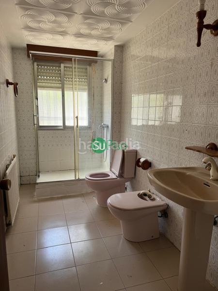 Foto 7cc69075-f963-442c-a6e5-ed81a48bbe70. Casa adossada a n/a 10 a Yeles