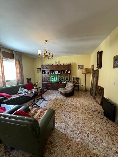 Foto ca985609-ec9e-45cd-afe0-00e1fd63cf98. Casa adossada a n/a 10 a Yeles