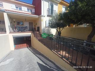Casa adossada a Calle carranque 22a. Te ayudamos con la finaciación, hacemos un estudio gratuito y te