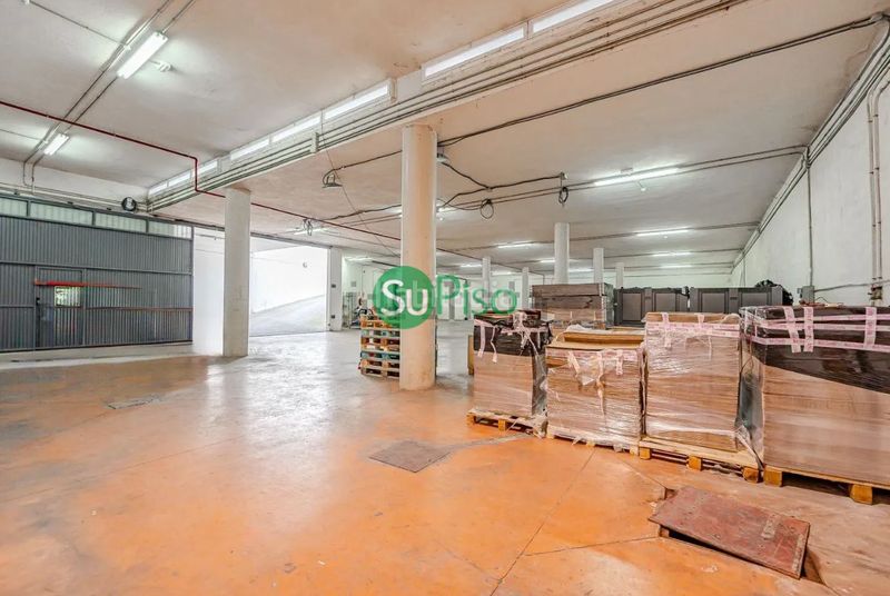 Foto 92d6e7f0-745c-4b1b-9951-96095feb7acc. Local comercial a calle holanda 5 a Griñón