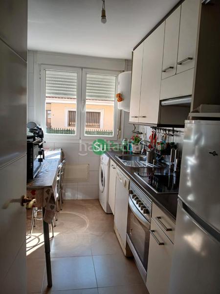 Foto bdfee27f-a9d5-4ccb-8267-0570e2b2e5ab. Pis a avenida rufino rubio 10 a Yeles