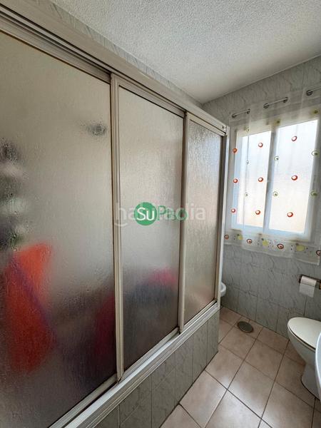 Foto 0bebba02-3cce-4680-b035-c0691f05d7b0. Maison jumelée dans calle la loma 7 dans Yeles