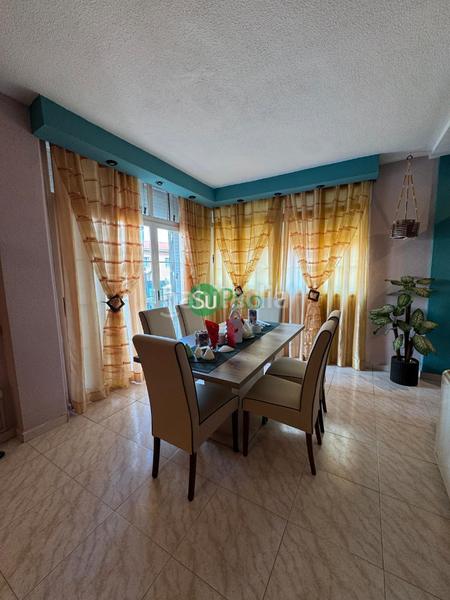 Foto 0d42b287-4f58-4f0a-9c70-5759aee79d95. Maison jumelée dans calle la loma 7 dans Yeles