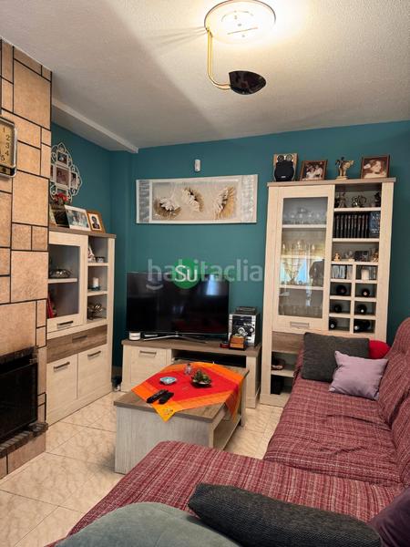 Foto 642914bd-fc3f-41f6-af86-2e48d5eddb64. Maison jumelée dans calle la loma 7 dans Yeles