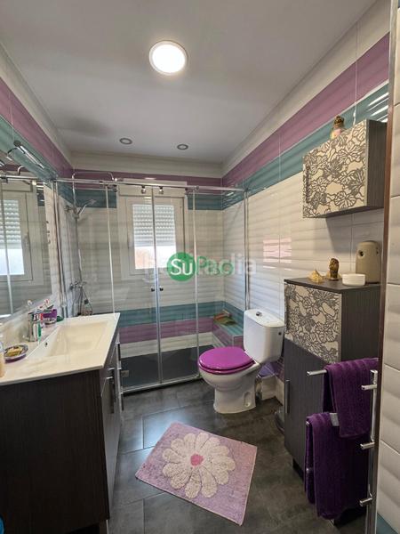 Foto aab9e7cd-8f62-4375-8831-a8043eae3924. Maison jumelée dans calle la loma 7 dans Yeles