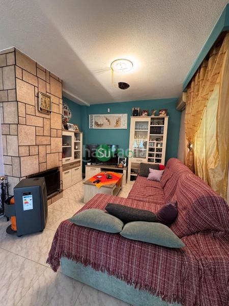 Foto c79a68cf-da31-460d-aff9-20a2c5b12745. Maison jumelée dans calle la loma 7 dans Yeles