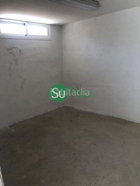 Foto 30230262-938d-4d7f-9b70-98952d38b6b1. Casa pareada en avenida rufino rubio 10 en Yeles