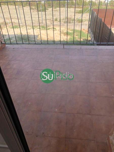 Foto 907eab2d-05d9-4078-a62b-86c89d46176f. Casa pareada en avenida rufino rubio 10 en Yeles