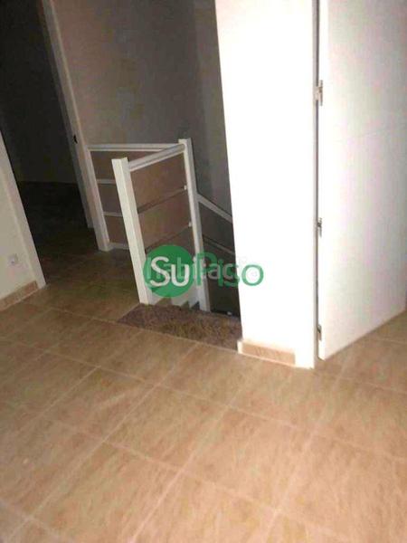 Foto a7408048-9ceb-4a98-b5a5-075af7b4d309. Casa pareada en avenida rufino rubio 10 en Yeles