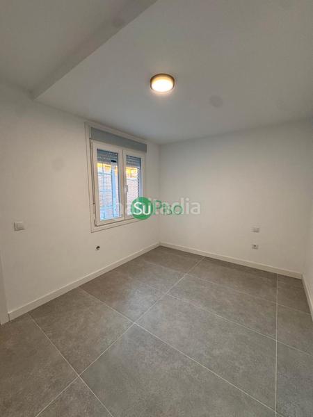 Foto 15f2771e-6754-4644-9d6f-a1bf23dfc19c. Casa adossada a calle de magallanes 10 a Yuncos