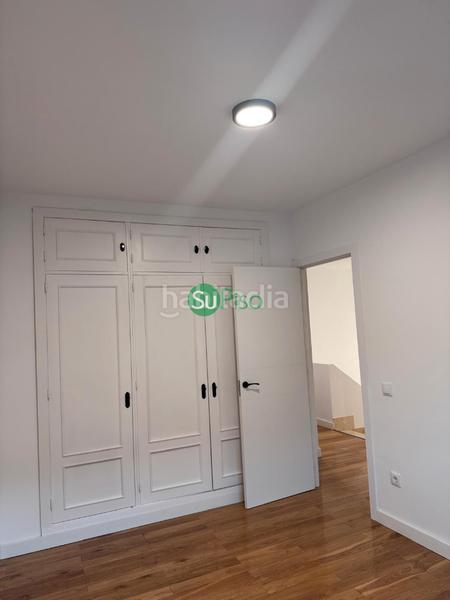 Foto 343127be-de8f-4a39-9c7f-7a94318d5d01. Casa adossada a calle de magallanes 10 a Yuncos