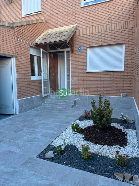 Foto 5764dabd-d6bf-4af4-9abd-6fb74fe20672. Casa adossada a calle de magallanes 10 a Yuncos