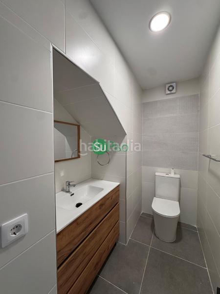 Foto 8556c706-3774-45ab-8a04-9ebedcfa9cd6. Casa adossada a calle de magallanes 10 a Yuncos