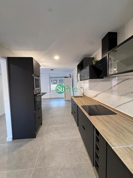 Foto 9a7c68ca-1159-4d86-b368-8c3d892ee129. Casa adossada a calle de magallanes 10 a Yuncos