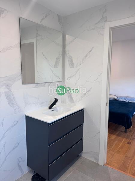 Foto a5561b3a-a4b7-40a9-9df1-450a8802c03b. Casa adossada a calle de magallanes 10 a Yuncos