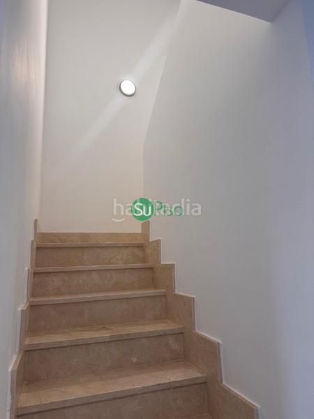 Foto c95b2154-14fe-4bbe-89c4-71dd7f1e5a29. Casa adossada a calle de magallanes 10 a Yuncos