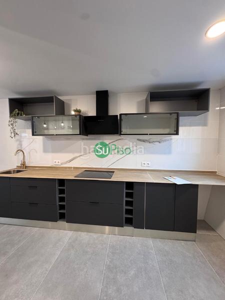 Foto f9a84a0f-8aa8-4e86-9bfa-0dc667061e2c. Casa adossada a calle de magallanes 10 a Yuncos