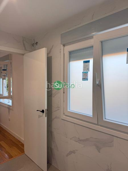 Foto fcc895ec-9c4a-467d-ae51-bf4d75ee3919. Casa adossada a calle de magallanes 10 a Yuncos