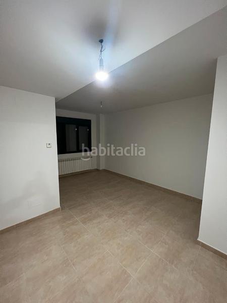 Foto 1beaeb6d-adcd-4260-9583-f975e8d42b4a. Lloguer pis a avenida rufino rubio 10 a Yeles