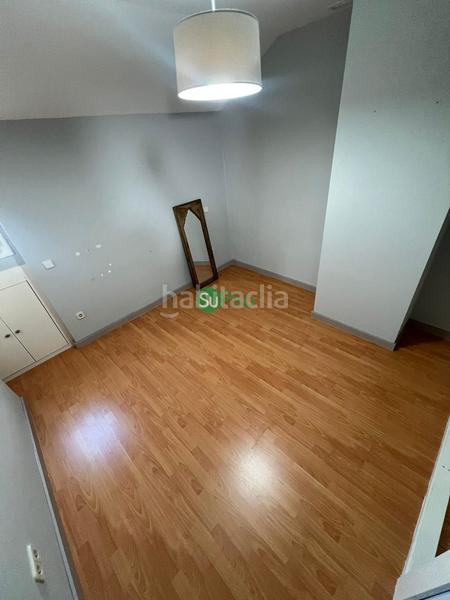 Foto fa1aa32d-242d-4e7a-9579-2fe2f4b4a89a. Dúplex a calle sierra 2 a Viso de San Juan (El)