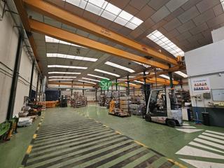 Bâtiment à usage industriel à Calle tren de la fresa 3n. Nave en poligono s7 ferrocarril