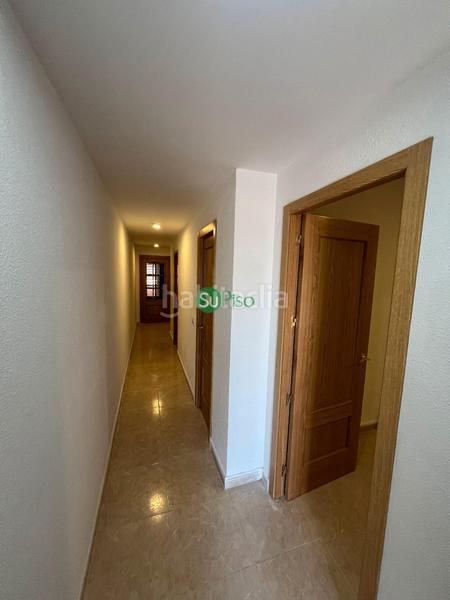 Foto f9fb3c19-98e0-4aae-80f1-78fc15711b14. Location appartement dans calle el carmen 12i dans Cedillo del Condado