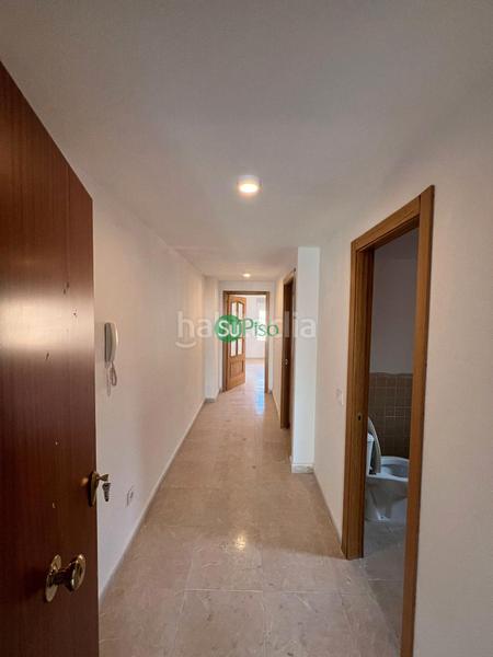 Foto e29661b2-0886-46f0-944c-01ded4890932. Alquiler piso en calle el carmen 12i en Cedillo del Condado