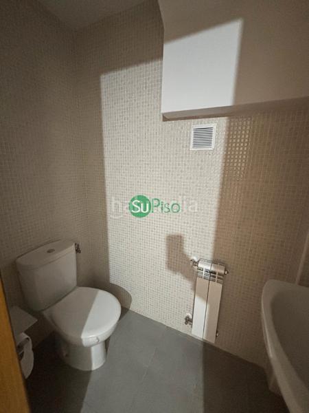 Foto 22ac5c5b-2e39-49b6-a278-1b6a0bff3ee2. Lloguer pis amb calefacció aparcament piscina a Viso de San Juan (El)