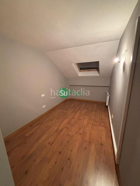 Foto 3f11ebf8-d9ab-498e-bf97-625bfc0edfe8. Lloguer pis amb calefacció aparcament piscina a Viso de San Juan (El)