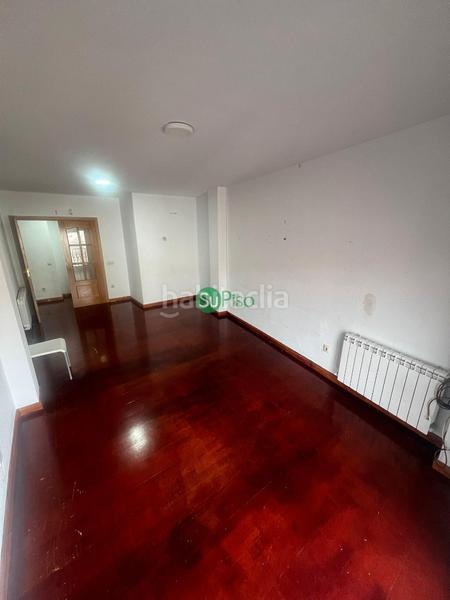 Foto 5afe43f0-cef3-42cf-be80-529595544a16. Piso en avenida rufino rubio 10 en Yeles