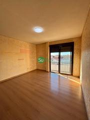 Appartamento  Calle jesús rojas 8. Piso en cedillo del condado