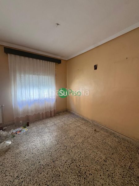 Foto 1b9dcfd0-54d9-455f-8380-72be34d932bf. Casa amb aparcament a Estación-Cruz Roja Illescas