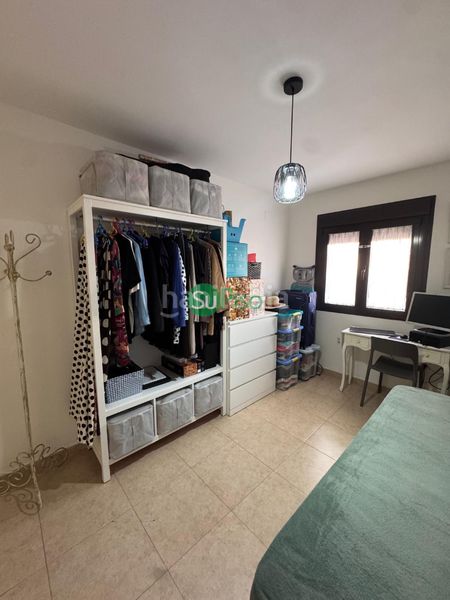 Foto 45911af1-4df0-4b43-af6e-ed1cf1f9d9a8. Pis amb calefacció aparcament a Cedillo del Condado