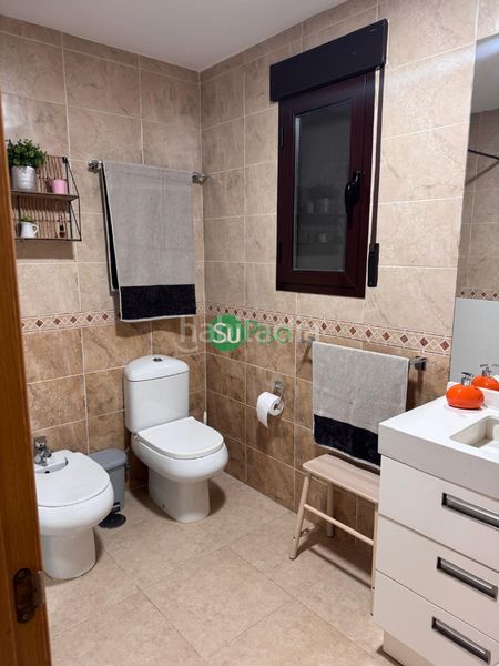 Foto 55631886-c03f-4b46-97f1-2d7a6d62cdc8. Pis amb calefacció aparcament a Cedillo del Condado