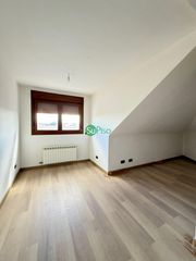 Etagenwohnung in Avenida rufino rubio 9