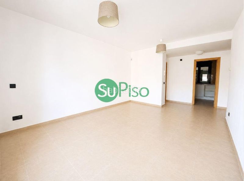 Foto b8fbe5b0-773e-4784-97c3-9546e0941870. Pis amb calefacció aparcament a Yeles