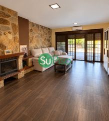 Chalet  Calle carretas. Exclusivo chalet independiente en el viso de san juan sobre parc