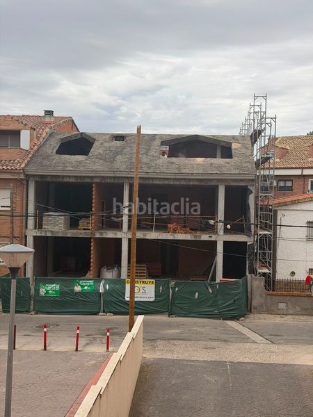 Foto f5306f02-ca68-41d8-9bf4-97b44d7bbfc6. Pis amb calefacció aparcament a Yeles