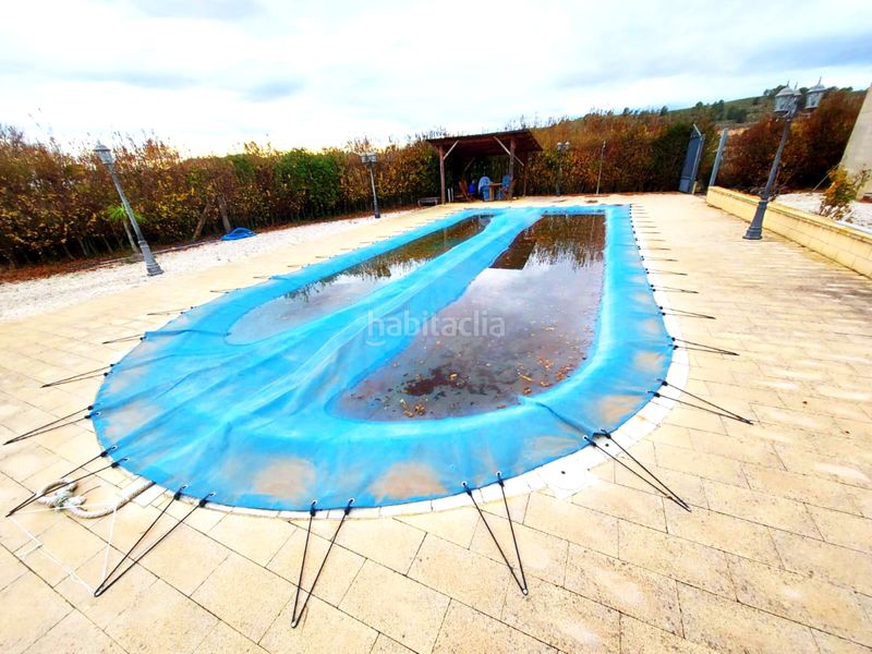 Foto 4170e29f-1a99-4fff-9543-e41e58593a00. Casa amb aparcament piscina a Calasparra
