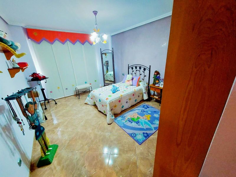 Foto 54b4252a-be53-4f29-b6d5-3b29f34730bd. Casa aparellada amb aparcament a Calasparra