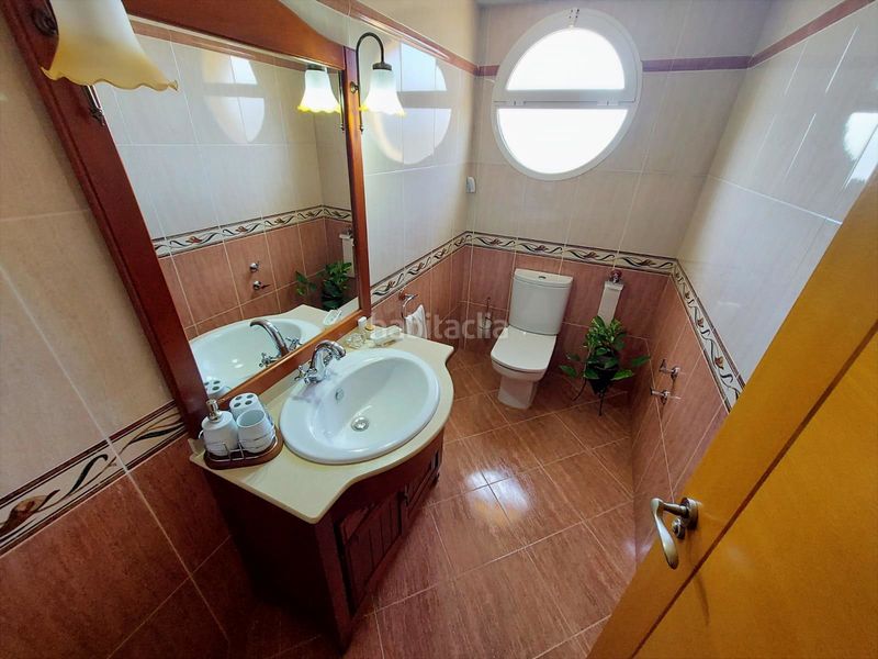 Foto 8ca20198-dfb2-4de3-928f-79d68862e313. Casa aparellada amb aparcament a Calasparra