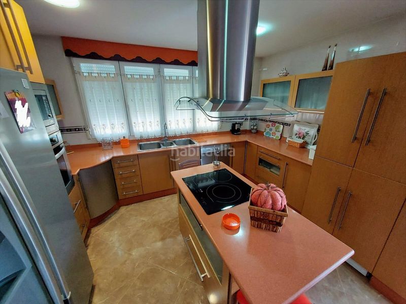 Foto bbaae0ac-3af6-4b03-b955-fef926fbcdc5. Casa aparellada amb aparcament a Calasparra