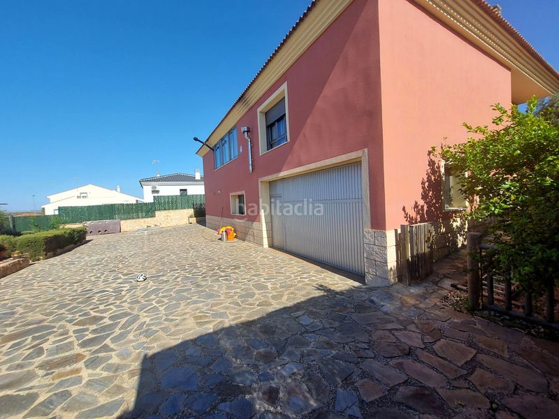 Foto fa10288f-702a-43df-824f-62333036035d. Xalet amb aparcament piscina a Calasparra