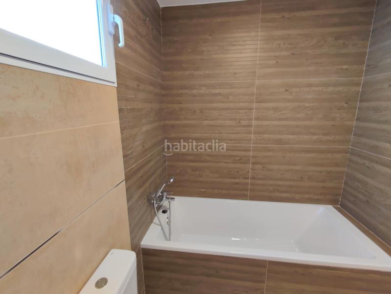 Foto 42d326a6-cd4b-4cd2-ada8-9eb8bde80414. Reihenhaus mit heizung parking in Puçol ciudad Puçol