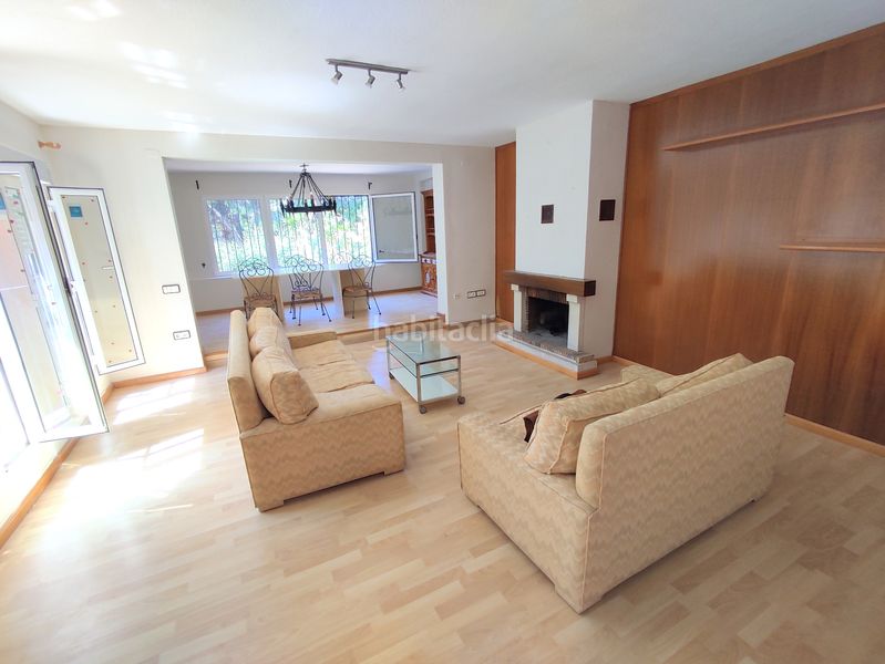 Foto d763cbb9-6749-4f75-96ba-63d9bb034ddb. Lloguer casa amb calefacció aparcament piscina a Puçol